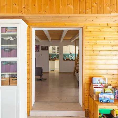 Cosy Countryside House, Near Prague Semesterbostad Cisovice