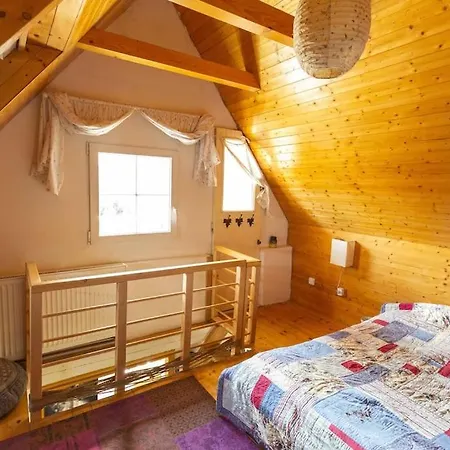 Cosy Countryside House, Near Prague Semesterbostad Cisovice